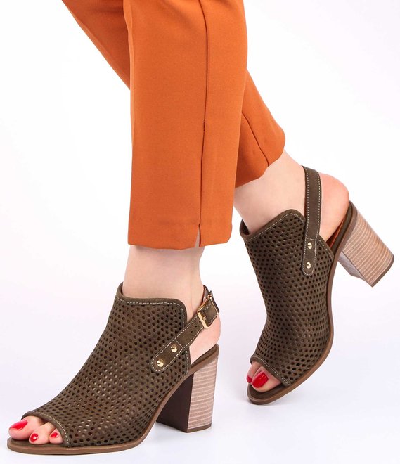 Женские босоножки на каблуке Mario Muzi 258170 37 размер