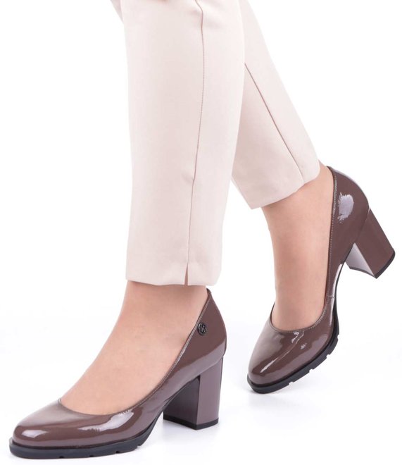 Женские туфли на каблуке Geronea 195063 37 размер