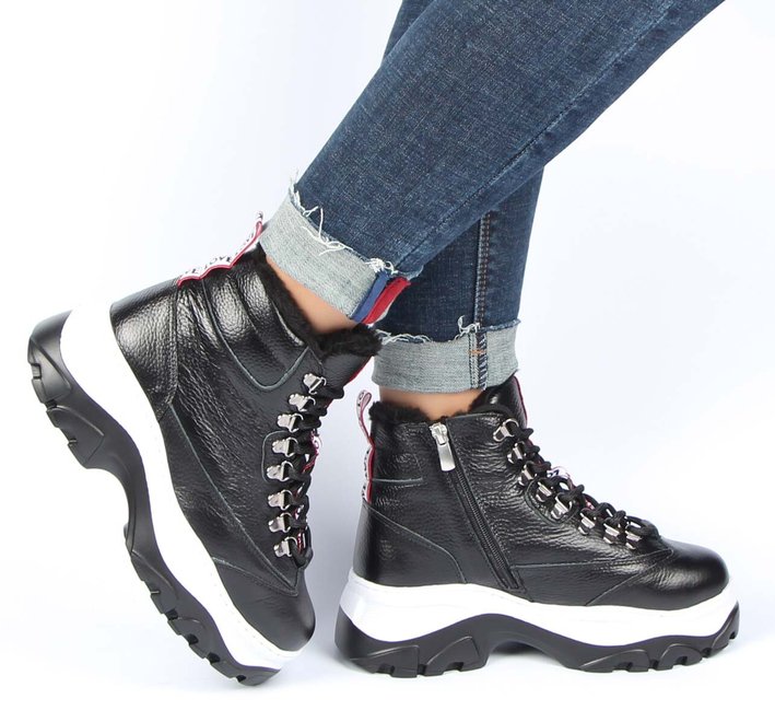 Женские зимние ботинки на платформе Pera Donna 250101 39 размер