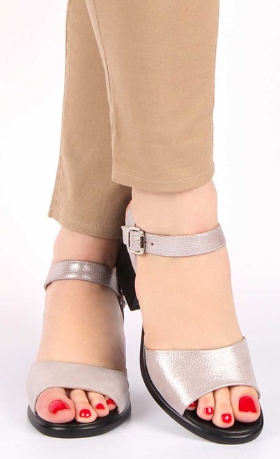 Женские босоножки на каблуке Mario Muzi 40002 37 размер